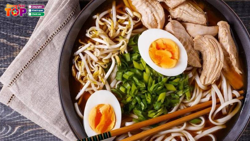 Top-5-quan-mi-udon-dong-nai-ngon-chuan-vi-ma-ban-nen-thu-qua