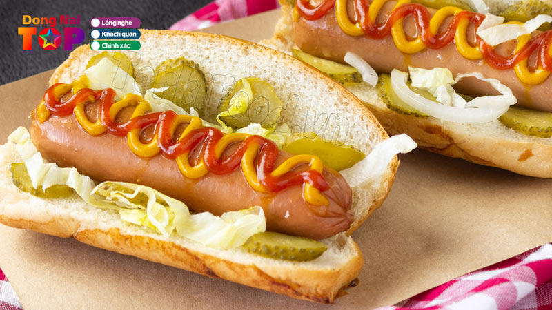 Luu-lai-4-quan-an-hotdog-tai-dong-nai-ngon-an-la-dinh-dongnaitoplist